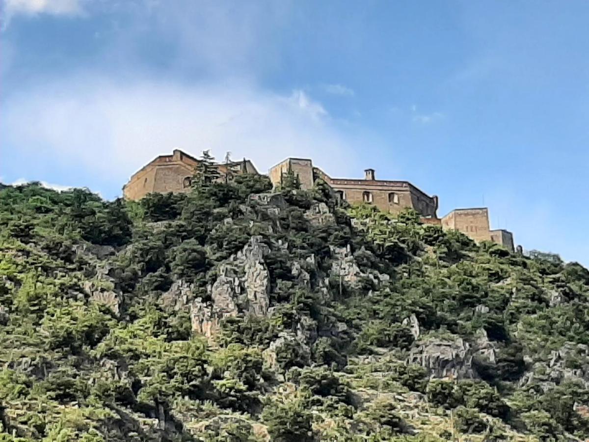 Les Chambres Chouettes Villefranche-de-Conflent Buitenkant foto